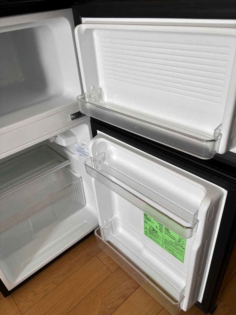 ♡ COMFEE コンフィー　冷凍冷蔵庫 RCT90BL(E) 右開き♡