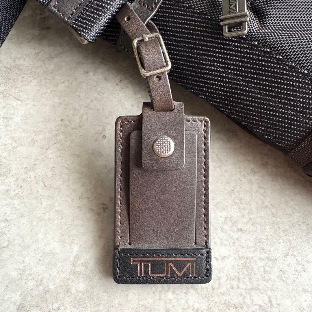 【極美品】TUMI ALPHA BRAVO メッセンジャー ショルダーバッグ
