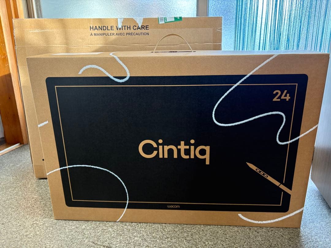 Wacom Cintiq 24 （TDTK246K4C）