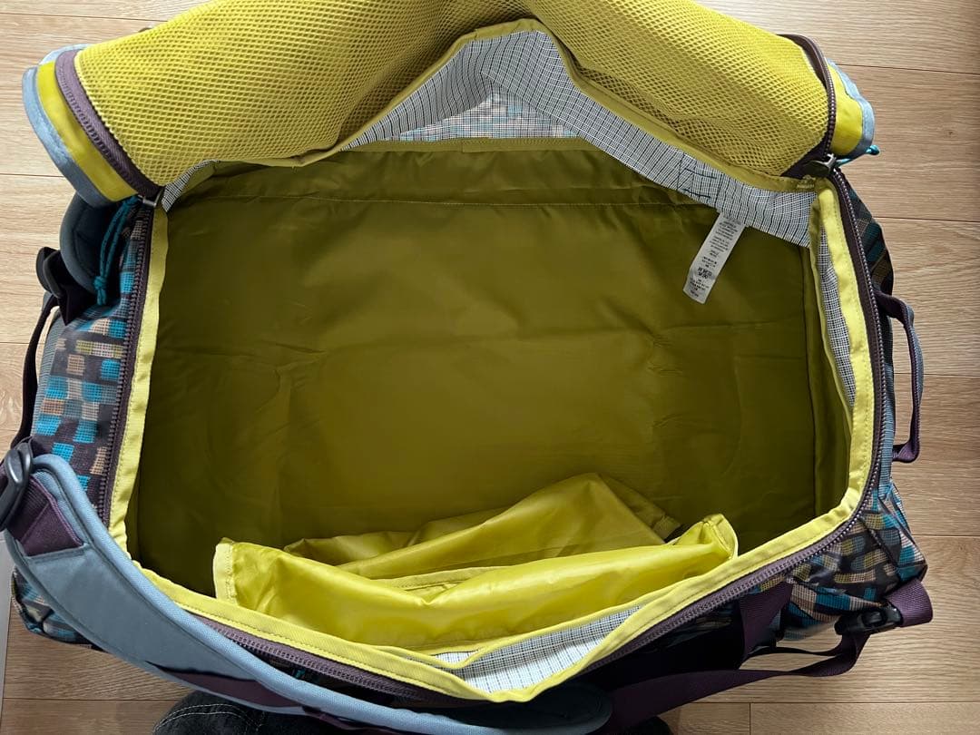patagonia ブラックホールダッフル 55L