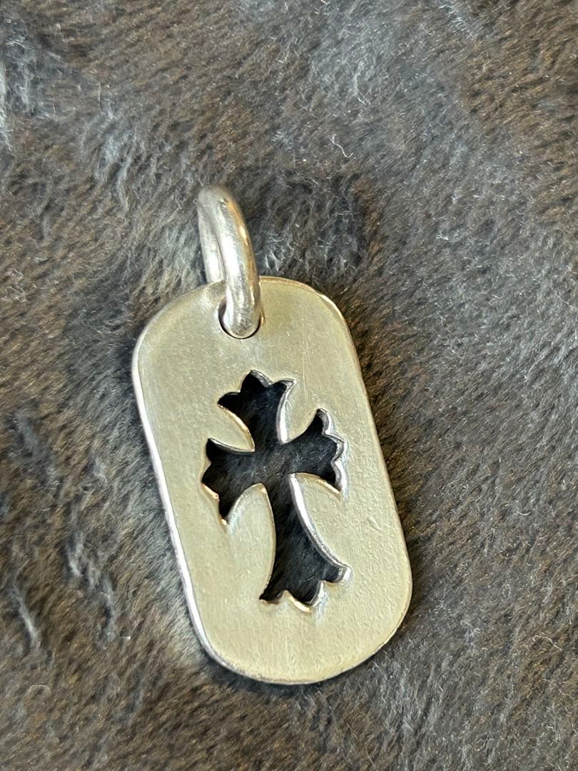 CHROME HEARTSタイニー　カットアウトクロス　ドックタグ