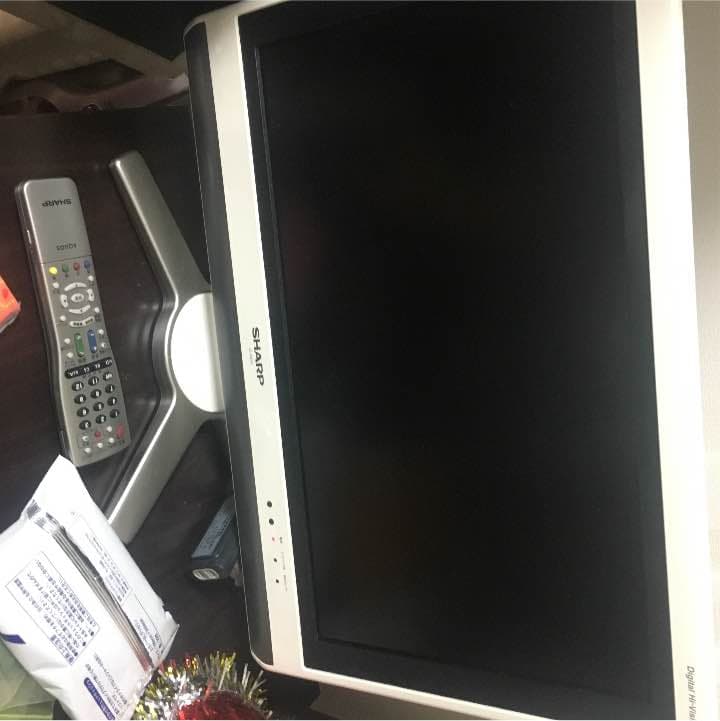 sharp 地デジ対応テレビ リモコン付き