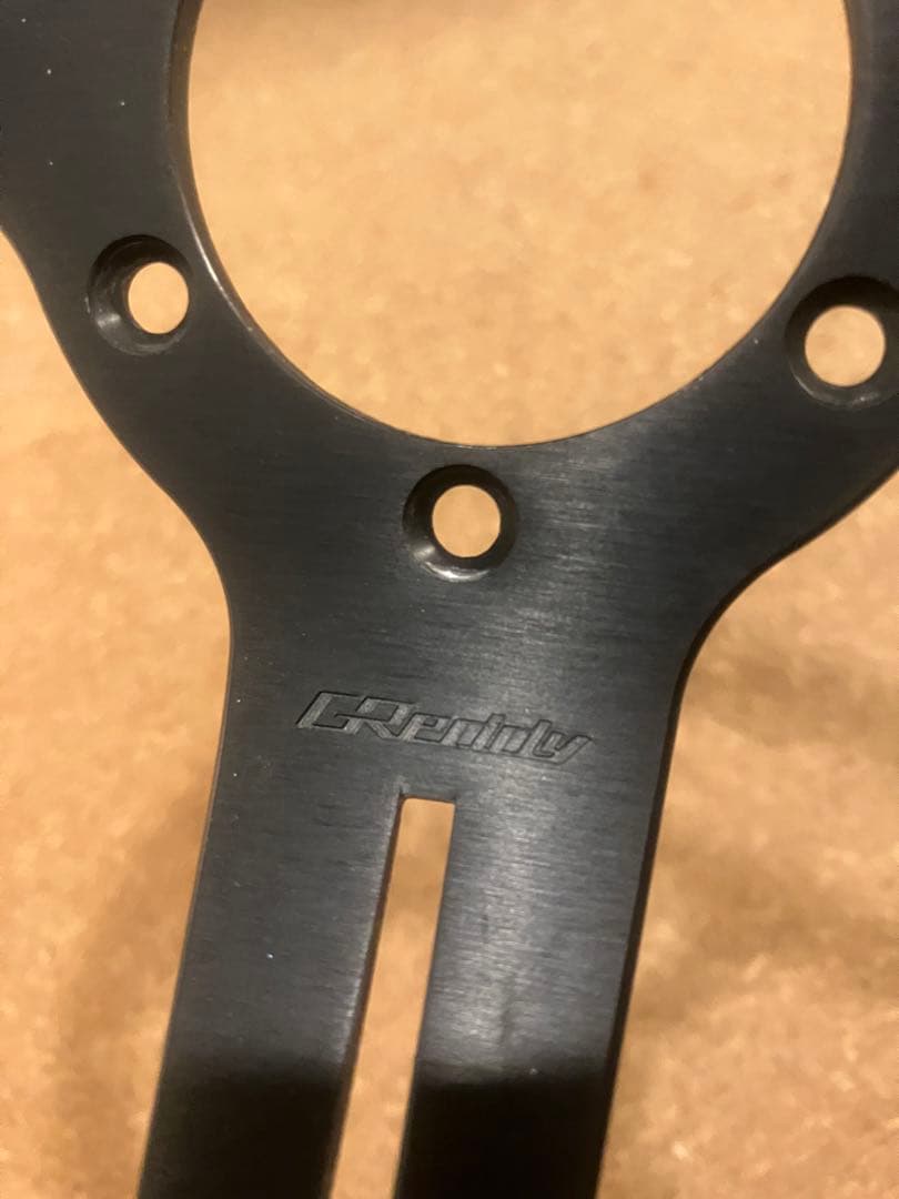 ナルディ　トラスト　グレッディ　スポーツステアリング