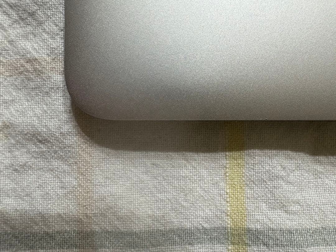 MacBook Air 13インチ 2017 SSD128GB 8GBメモリ