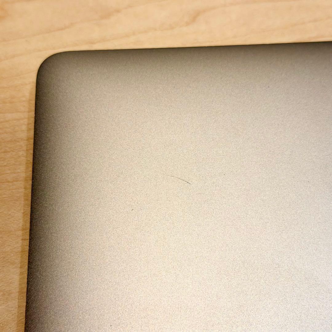 MacBook Pro 2017 13インチSSD512GB