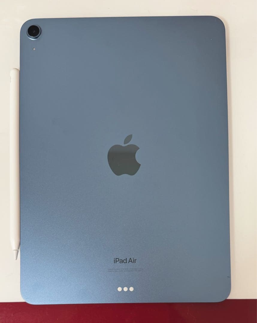 shin　iPad Air(第5世代)ブルー256GB Wi-Fiモデル