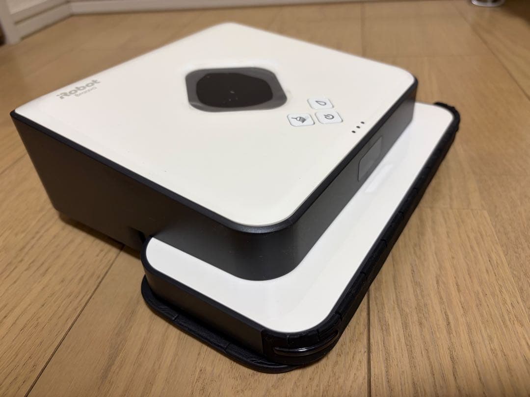 iRobot Braava 380j 本体
