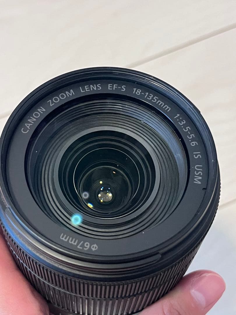 Canon EF-S 18-135mm レンズ