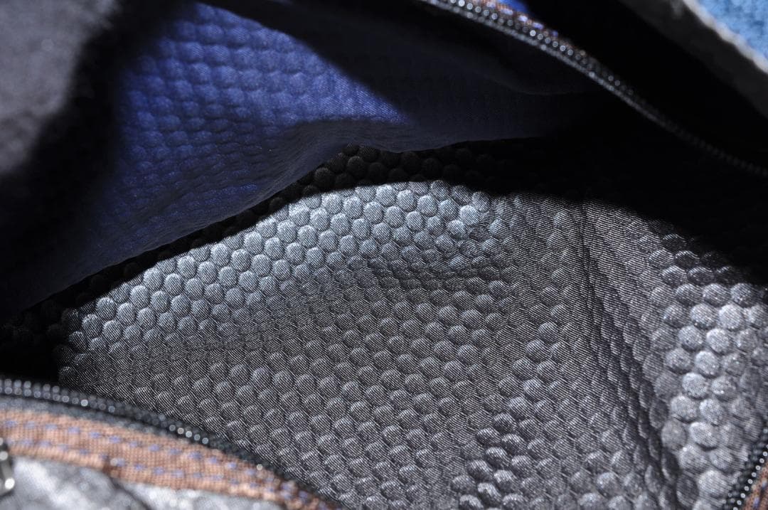 美品 TUMI トゥミ アルファブラボー メッセンジャーバッグ ショルダー　２