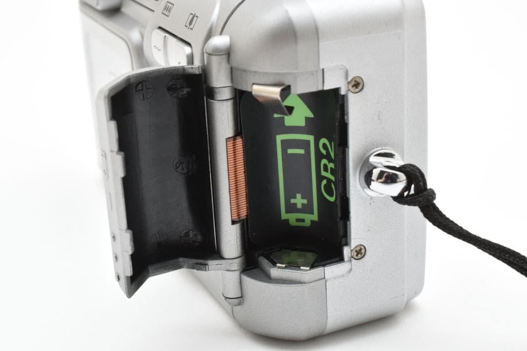 美品 FUJIFILM Silvi F2.8 シルバー コンパクトフィルムカメラ