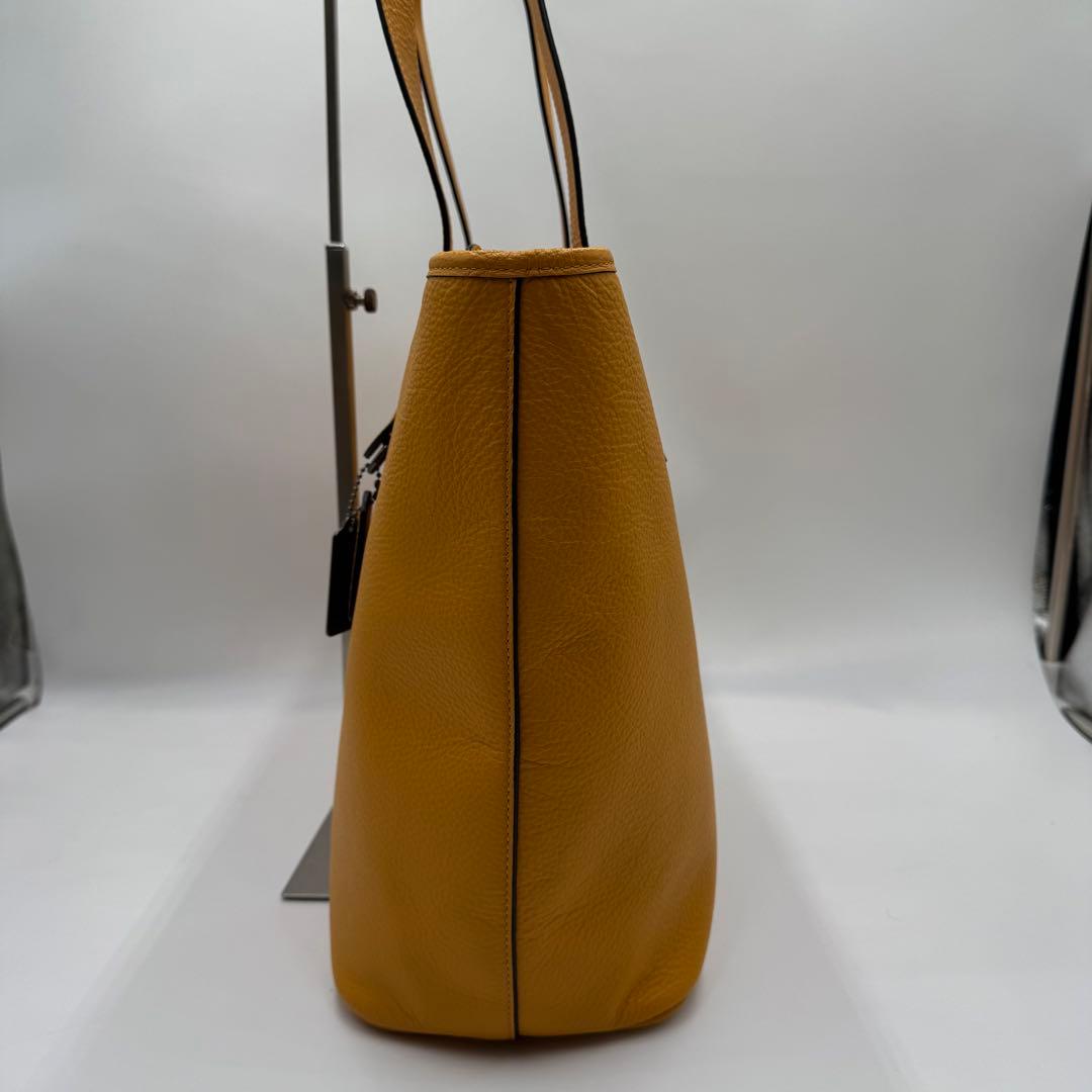 極美品✨ コーチ サリバン トートバッグ ビジネス A4 肩掛け レザー 黄色