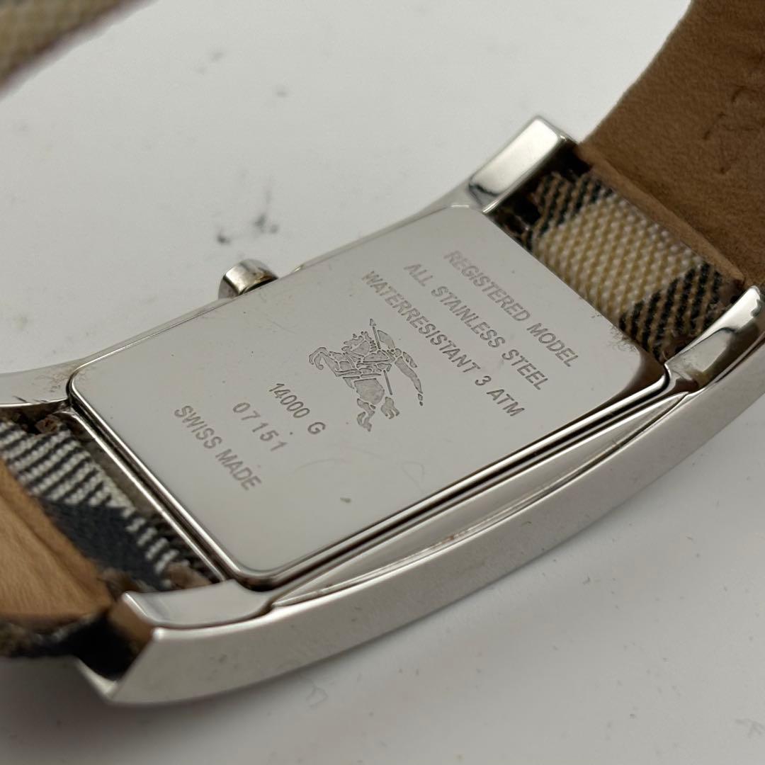 【超希少】バーバリー　ノバチェック　クォーツ　ブラック　メンズ　14000G