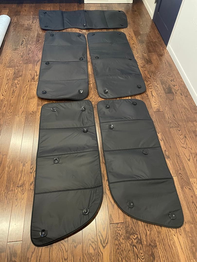 ハイエース　標準ボディ　サンシェード　趣味職人　リアセット