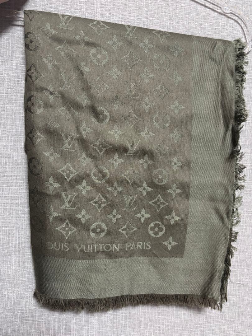 ルイヴィトン 大判ストール
