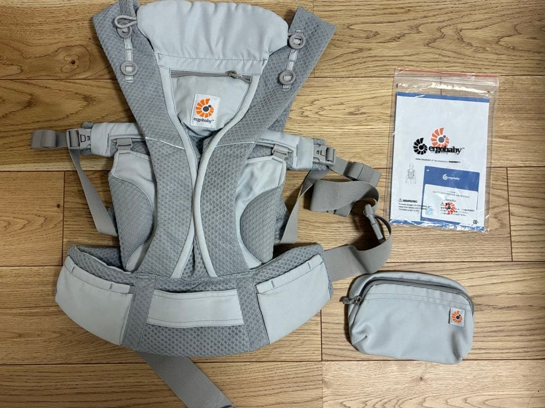 未使用品⭐︎Ergobaby OMNI Breeze 抱っこ紐 グレー　美品