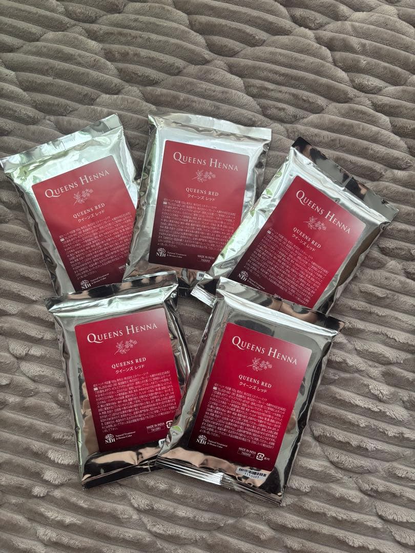 【新品　未使用】クイーンズヘナ　QUEENS HENNA 　レッド　5袋セット