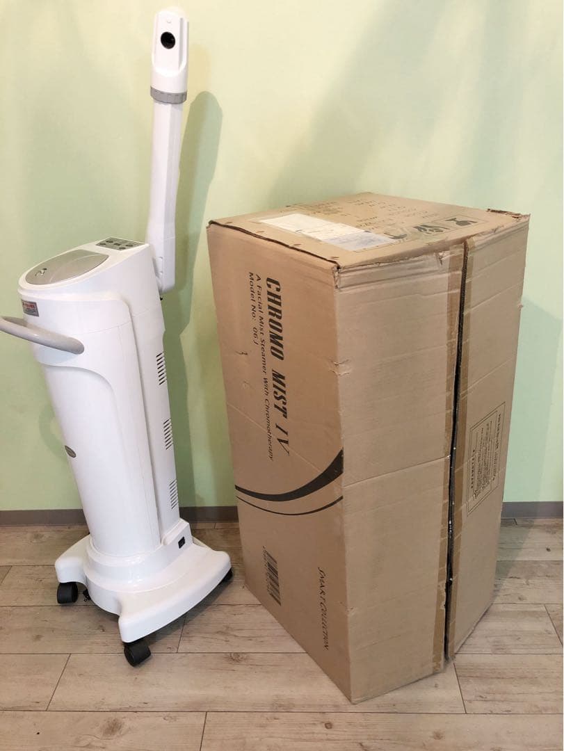 未使用品！最長50分、立ち上がりも早く人気のスチーマー【クロモミストⅣ】