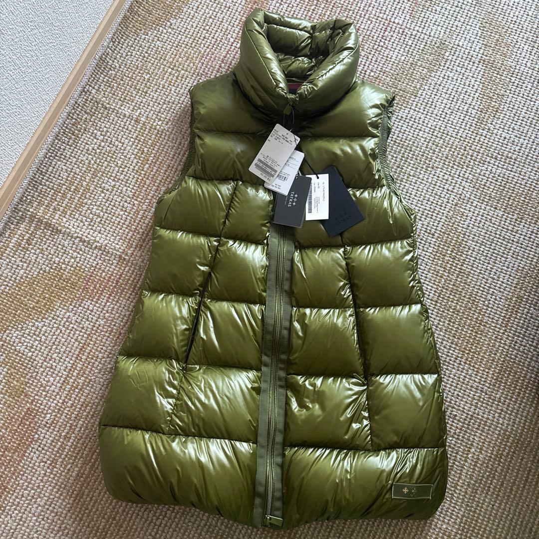 タトラス　ダウンベスト