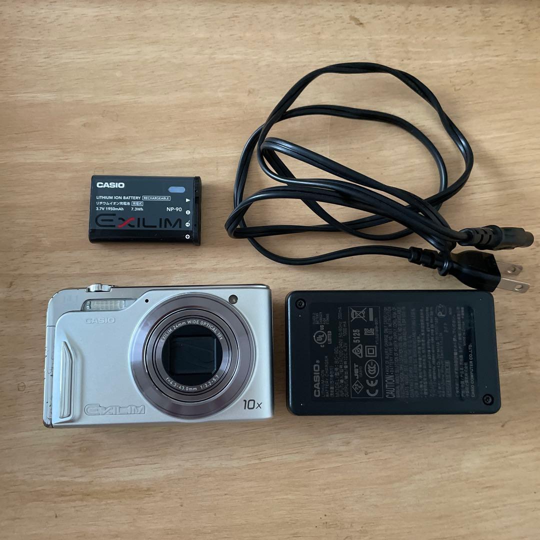 CASIO EXILIM EX–H15 コンパクトデジタルカメラ　シルバー