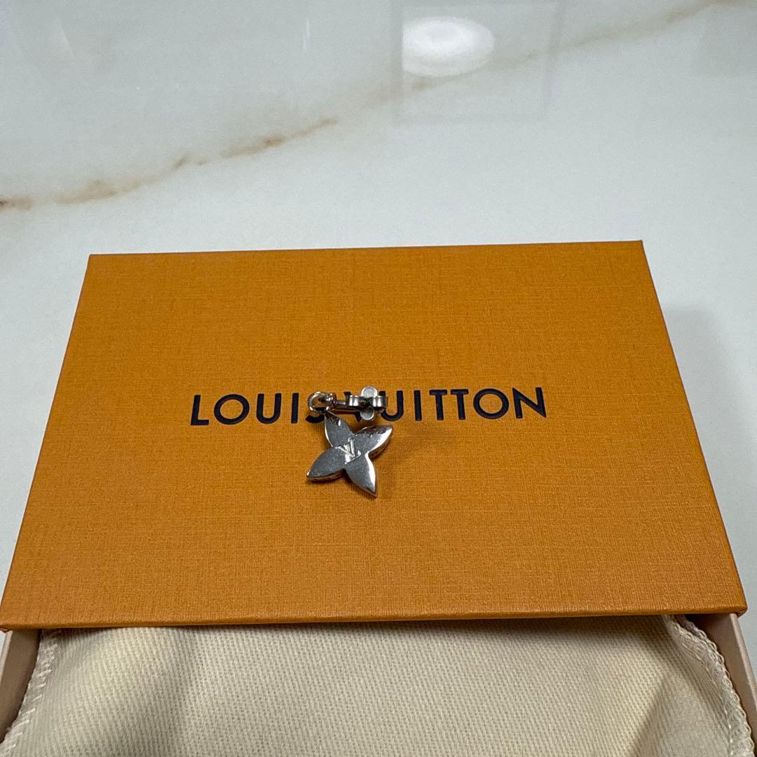 ルイヴィトン　ピアス　片耳