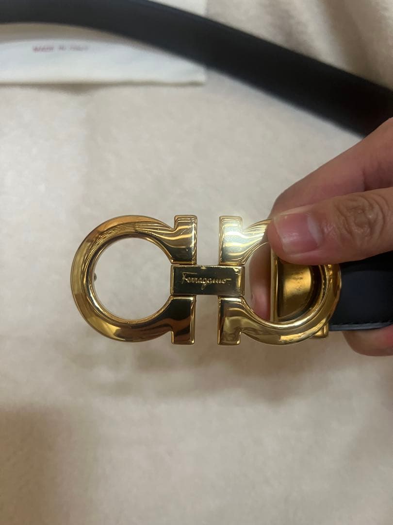 フェラガモベルト黒レザーベルト