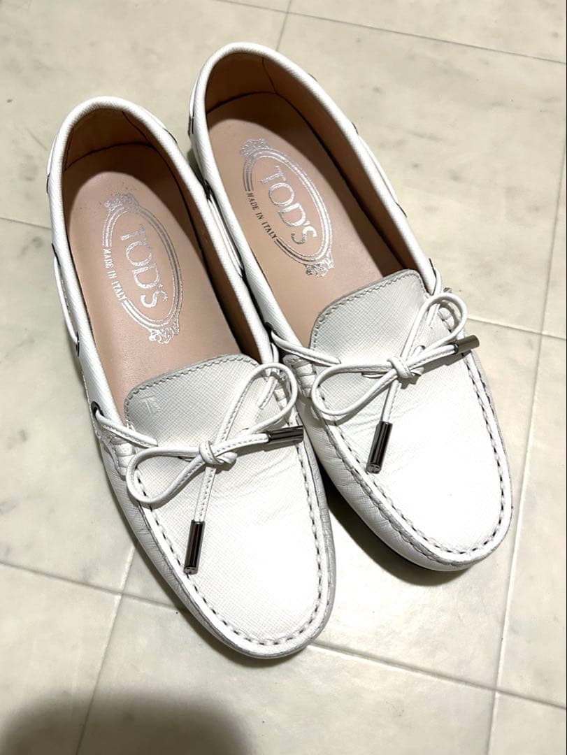 美品　TOD'S トッズ 34サイズ　ローファー ドライビングシューズ