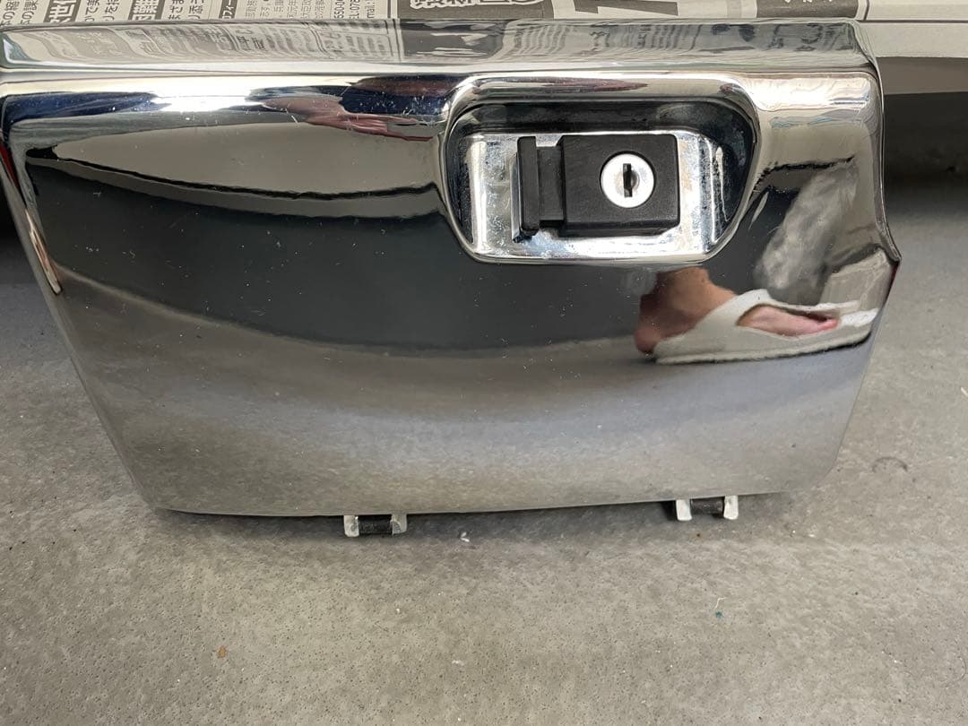 マジェスティcメッキグローブボックス