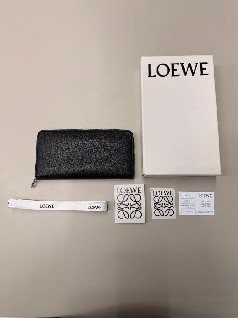 【美品】LOEWEジップアラウンドウォレット　ロエベ