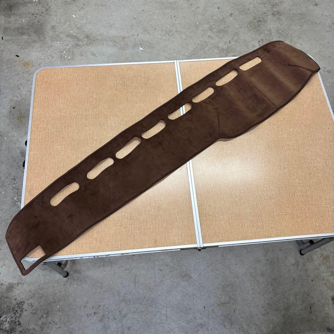 ランクル80 ダッシュボードマット　茶色