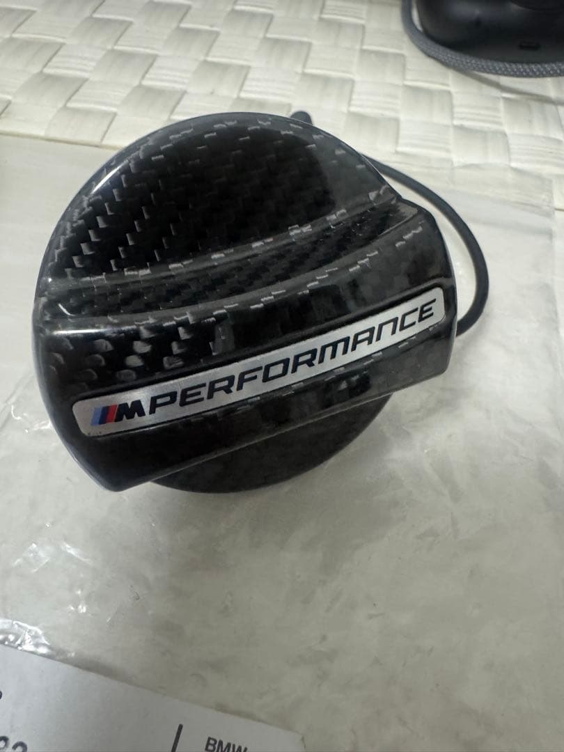 純正 フューエル・キャップ・カバー(カーボン)