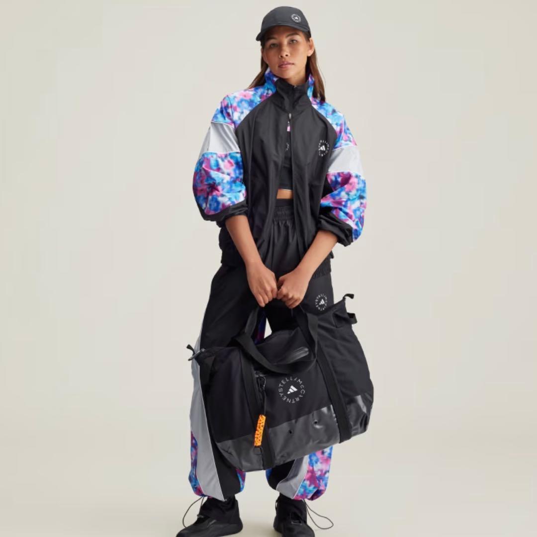 M アディダス×ステラマッカートニー　ナイロンジャケット　ウインドブレーカー