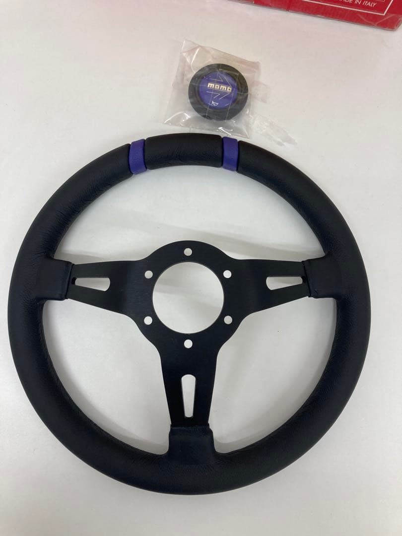 MOMO ドリフティング ステアリング　限定色　パープル　FINAL