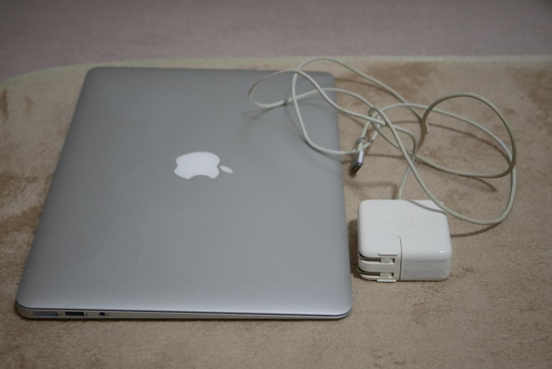 MacBook本体 MacBook Air (13-inch Early 2015