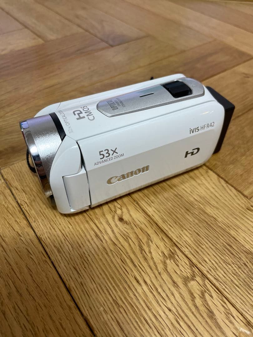 Canon　ビデオカメラ iVIS HF R42 ホワイト　美品