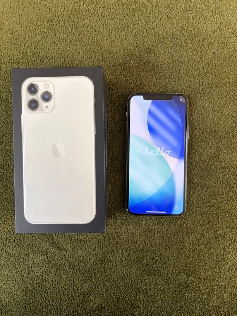 Apple iPhone 11 Pro シルバー 256GB
