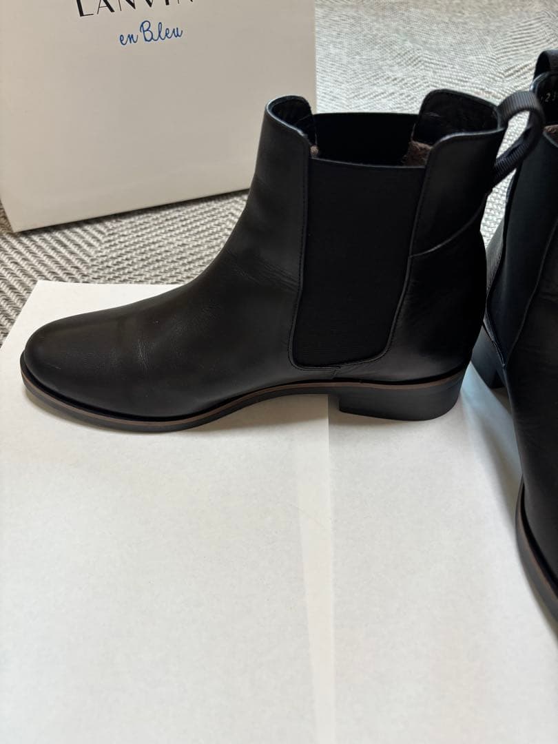 LANVIN en Bleu ブラック サイドゴアブーツ