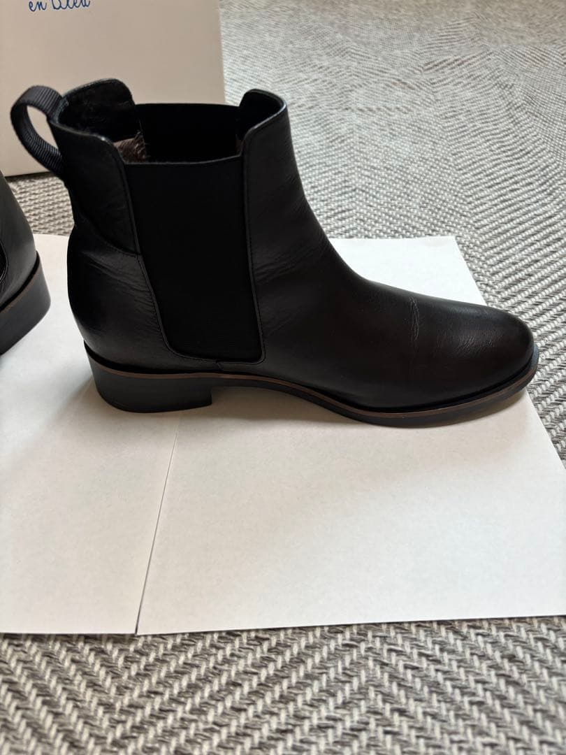 LANVIN en Bleu ブラック サイドゴアブーツ