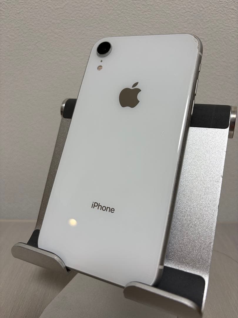 Apple iPhone XR ホワイト 本体 64gb