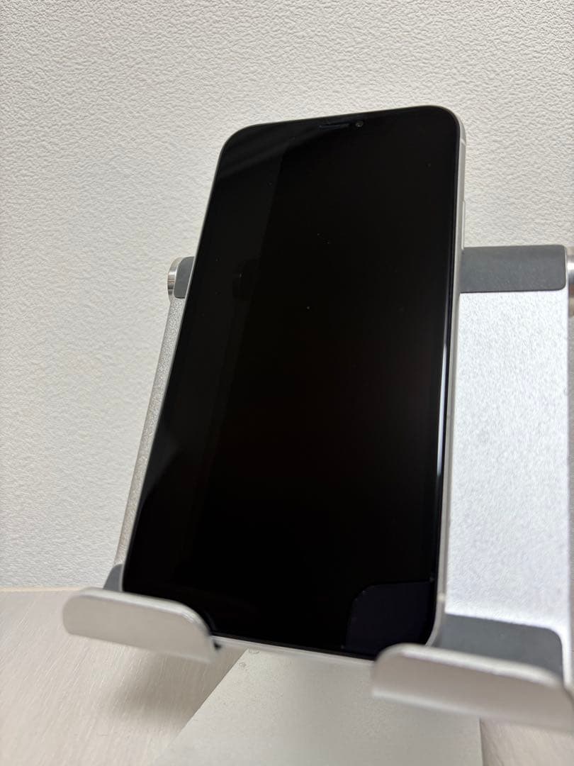 Apple iPhone XR ホワイト 本体 64gb