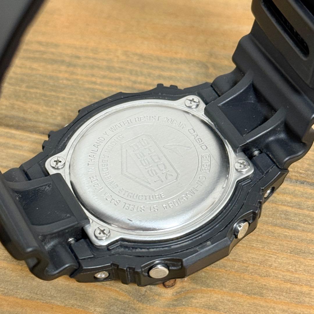 【美品】CASIO G-SHOCK GW-M5610BA 電波ソーラー