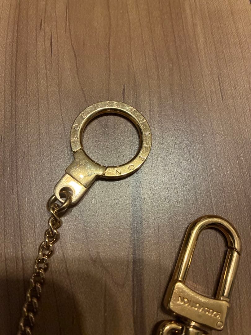 LOUIS VUITTON シェンヌ アノクレ M58021 ウォレットチェーン