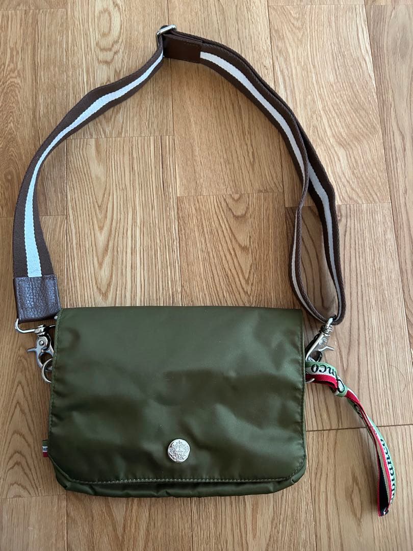 オロビアンコ ボディバッグ