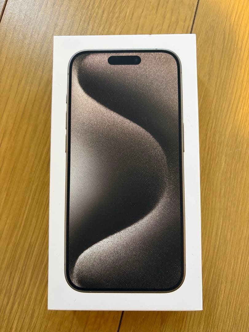 iPhone 15 Pro 512GB - ナチュラルチタニウム　(カナダ型)