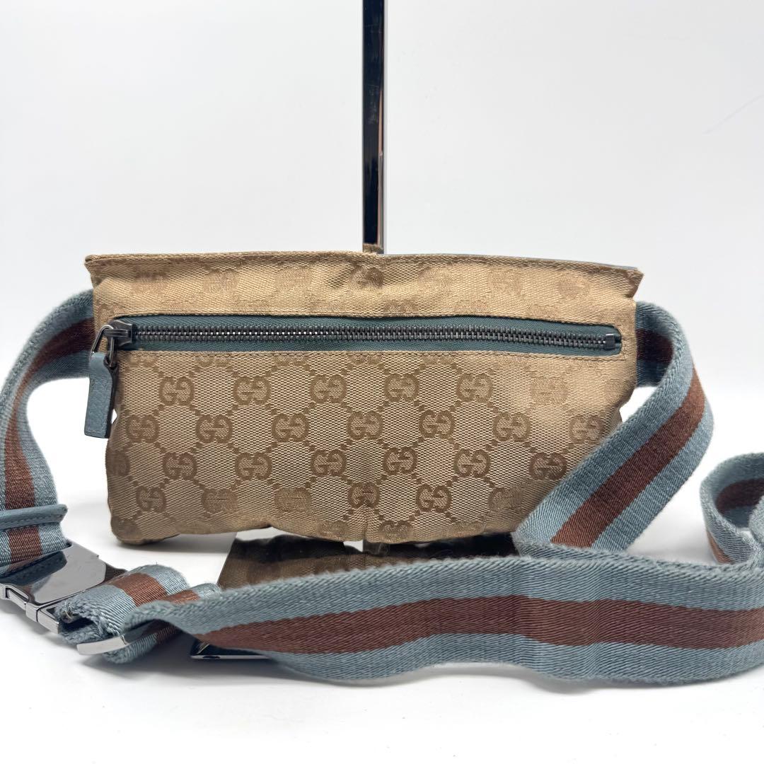 【極上美品✨】グッチ GGキャンバス ボディバッグ ウエストバッグ 角スレ無し