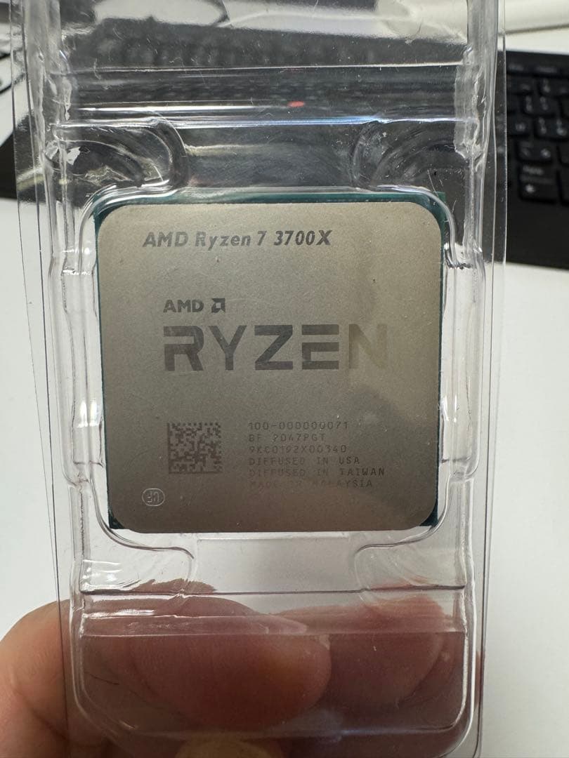 AMD Ryzen 7 3700X CPU + クーラーセット