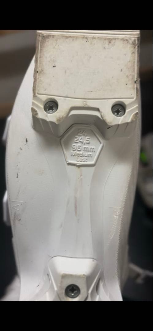 ATOMIC フリースキー　ブーツ