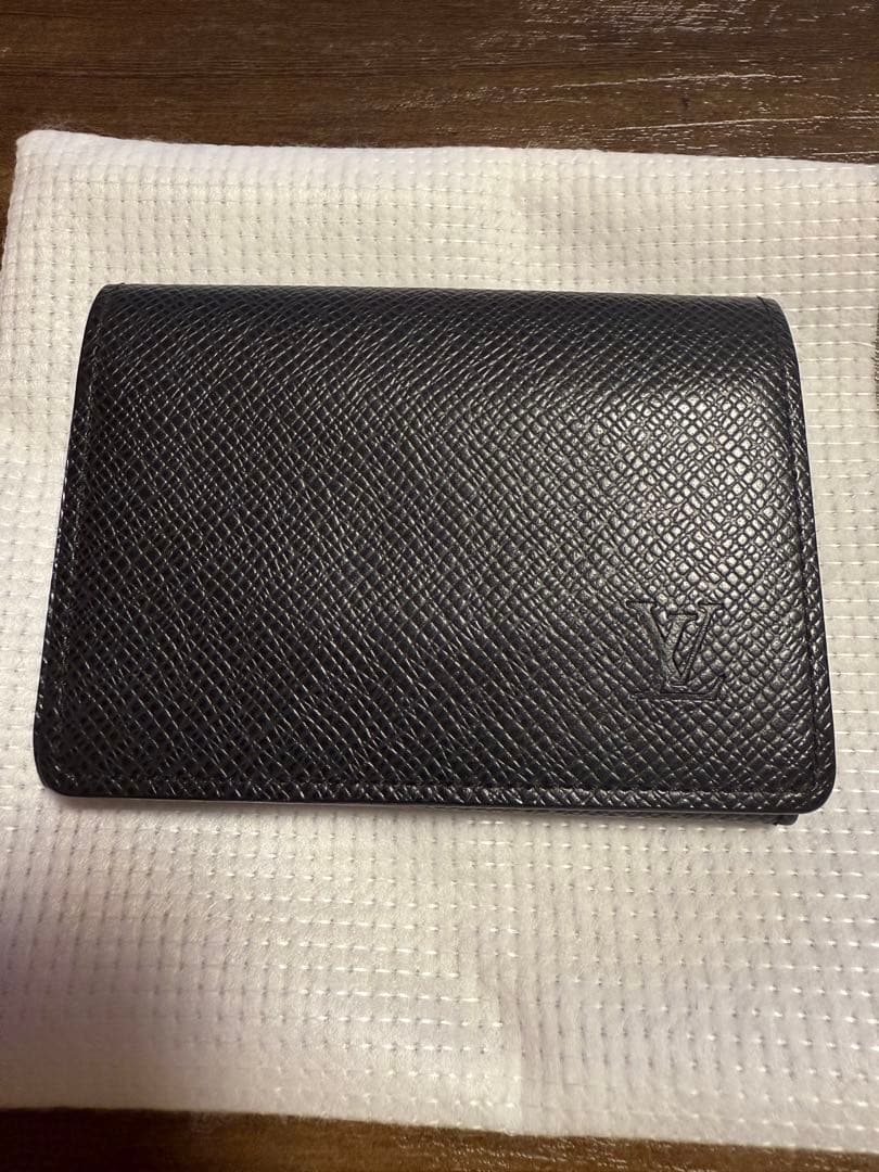 Louis Vuitton 名刺入れ　タイガ　美品　黒色　24時間以内匿名発送