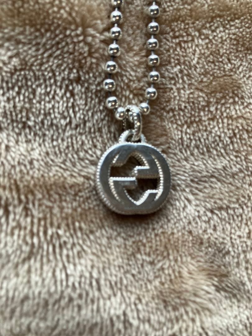 中島健人さん愛用　GUCCI インターロッキングMネックレス　値下げはありません