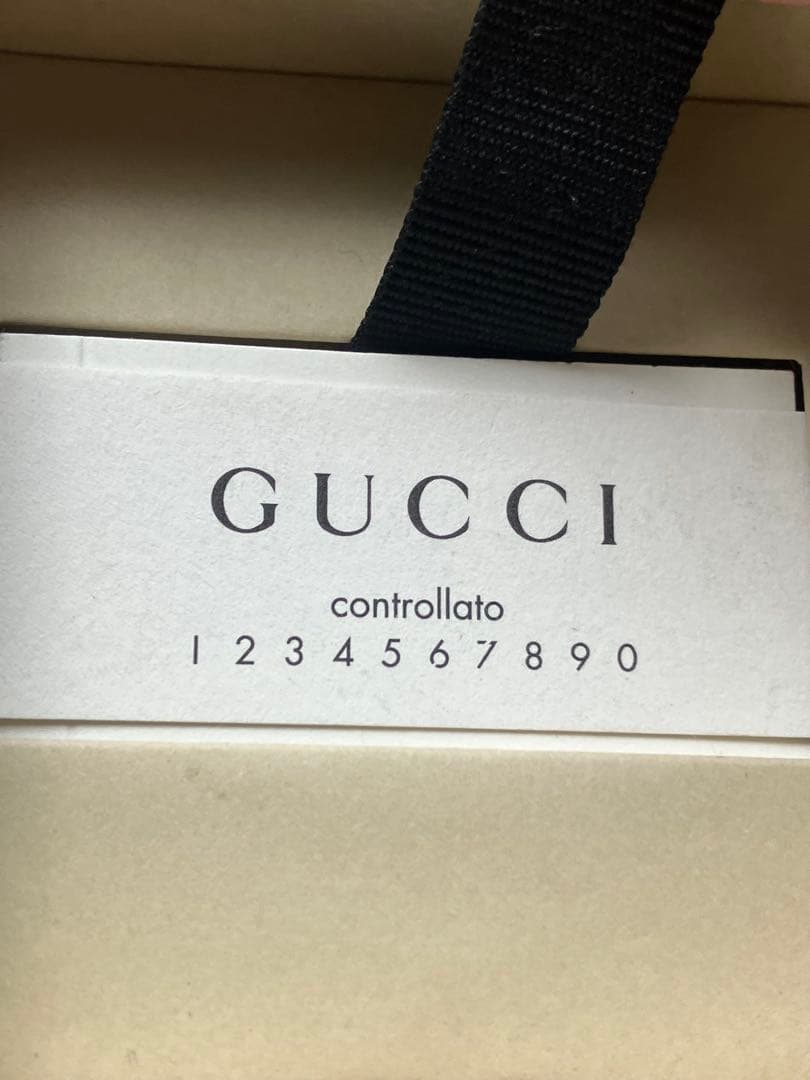 中島健人さん愛用　GUCCI インターロッキングMネックレス　値下げはありません