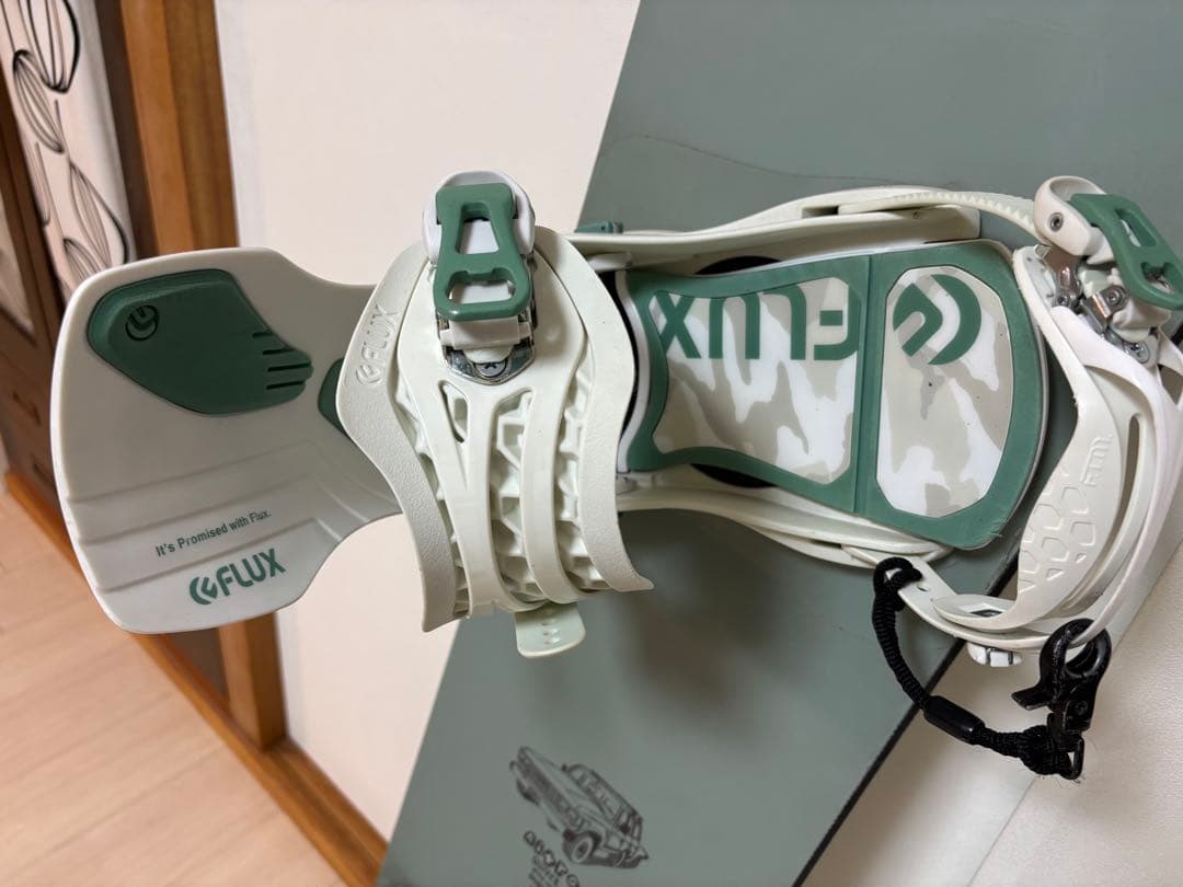 【サメから猫】FLUX XF限定モデル　ビンディングのみ